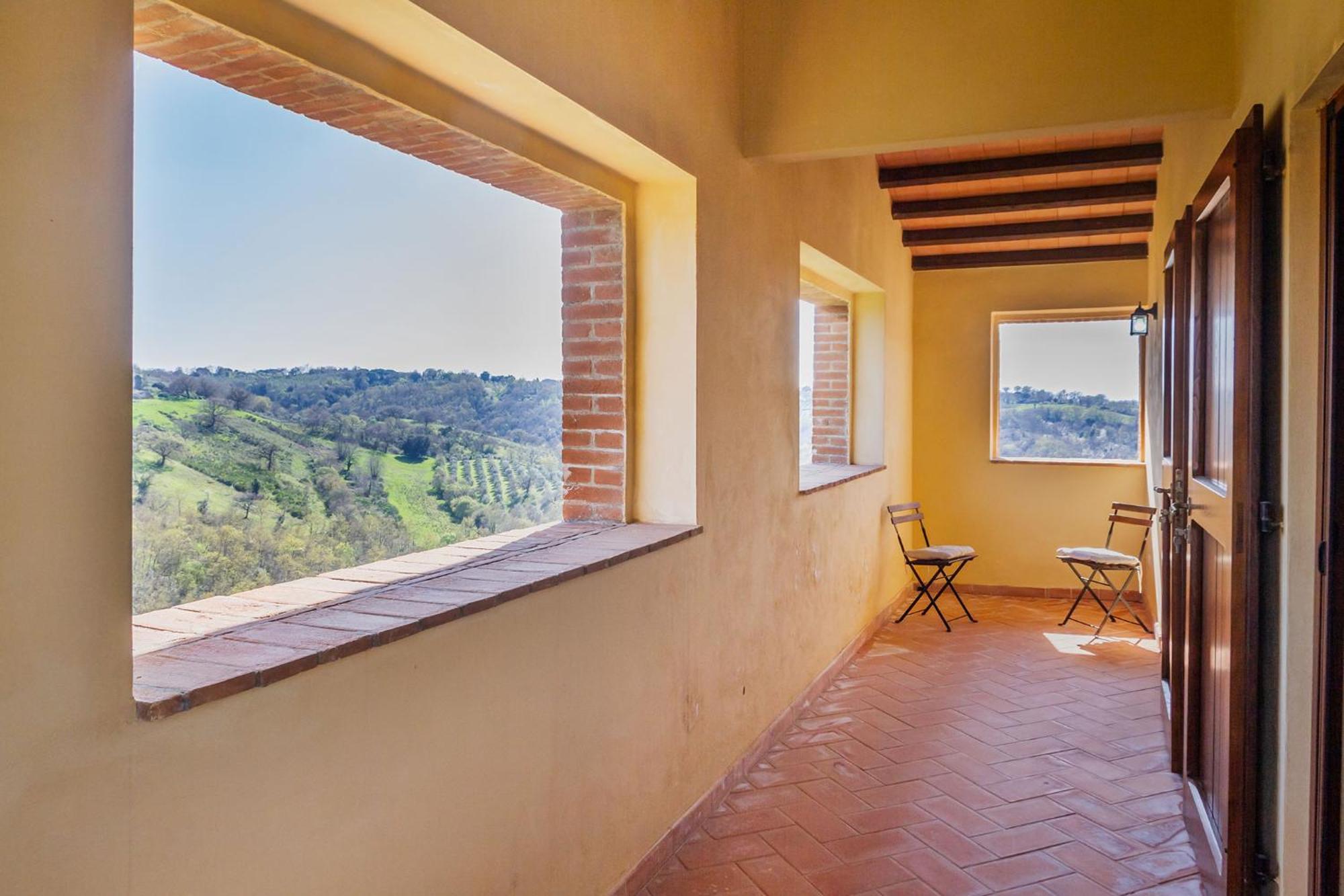 Home With A View In Scansano, Tuscany Экстерьер фото